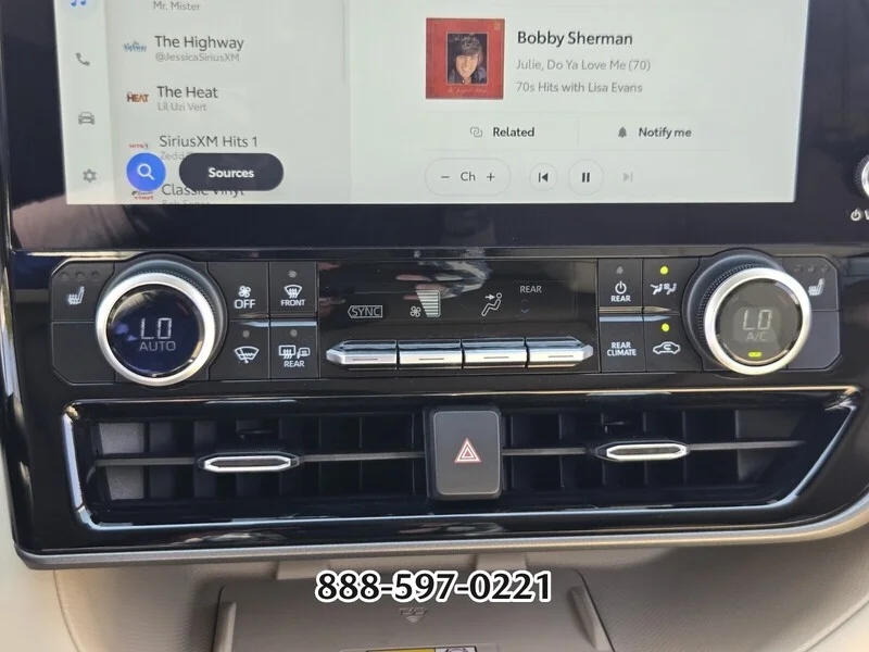 Used 2025 Cypress TOYOTA XLE image 23