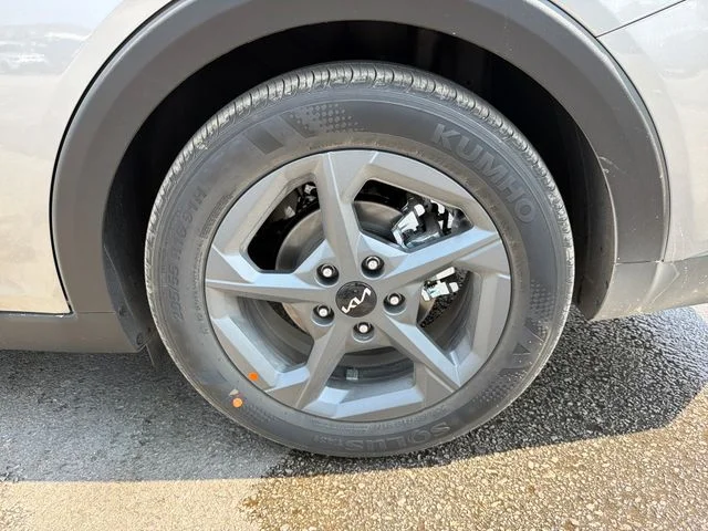 New 2026 Steel Gray Kia LXS image 25