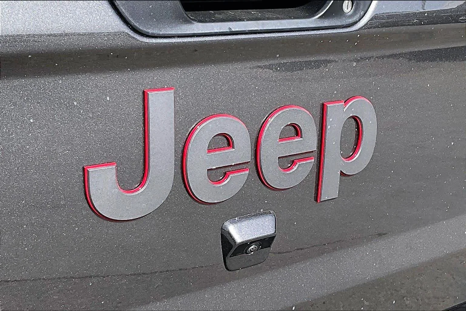 New 2026 Granite Crystal Metallic Clear-Coat Exterior Paint Jeep Rubicon image 16
