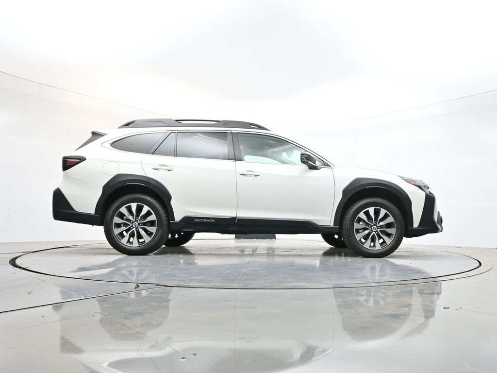 Used 2025 Crystal White Pearl Subaru Limited image 43