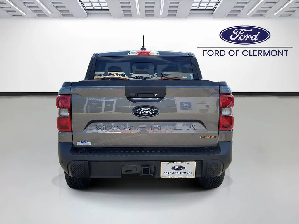 New 2026 Carbonized Gray Metallic Ford Tremor® image 4