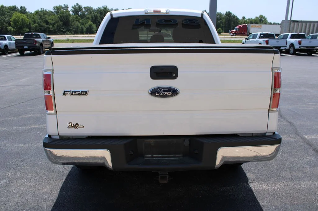 Used 2013 Oxford White Ford XLT image 7