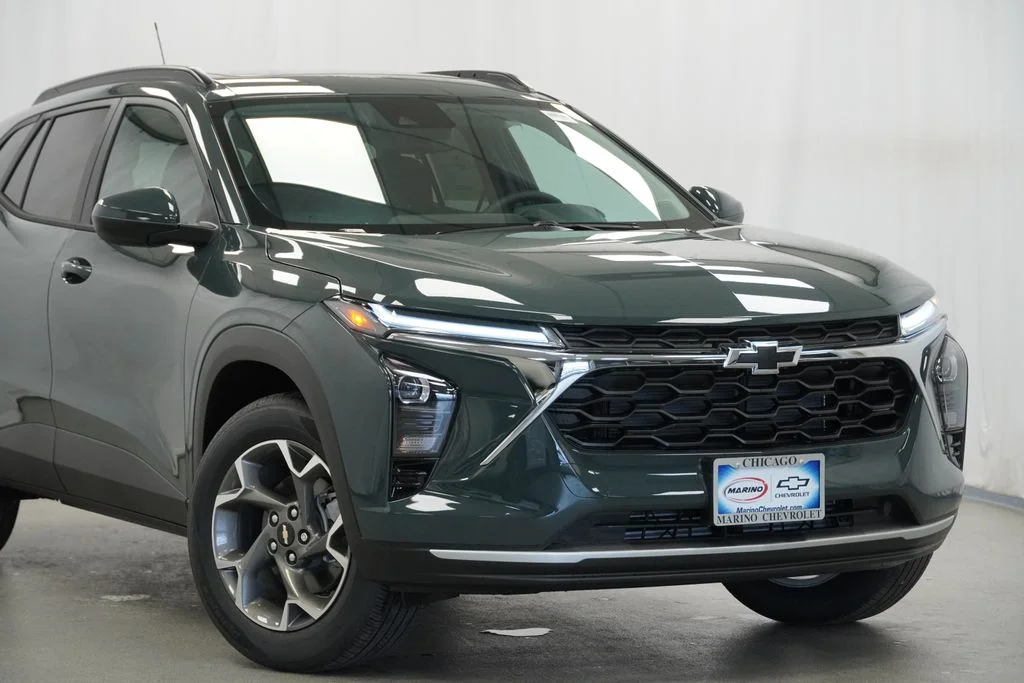2026 Chevrolet Trax LT - Photo 8