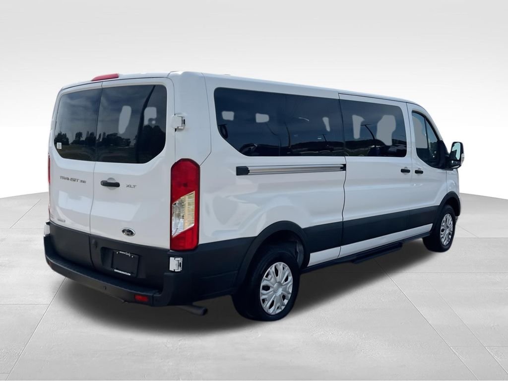 Used 2023 White Ford XLT image 8