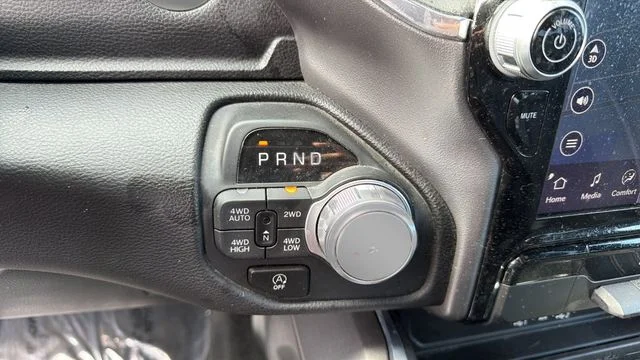 Used 2025 Silver Ram Laramie image 29