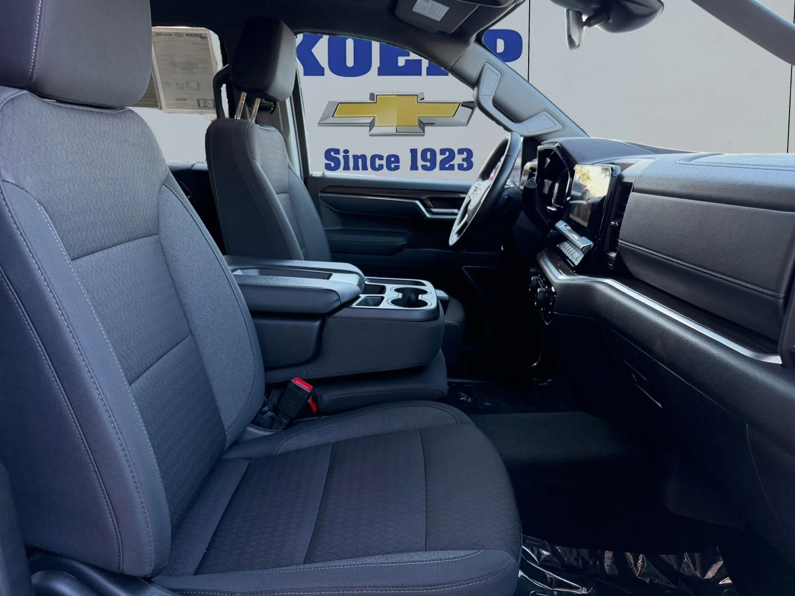 Used 2026 Summit White Chevrolet RST image 17