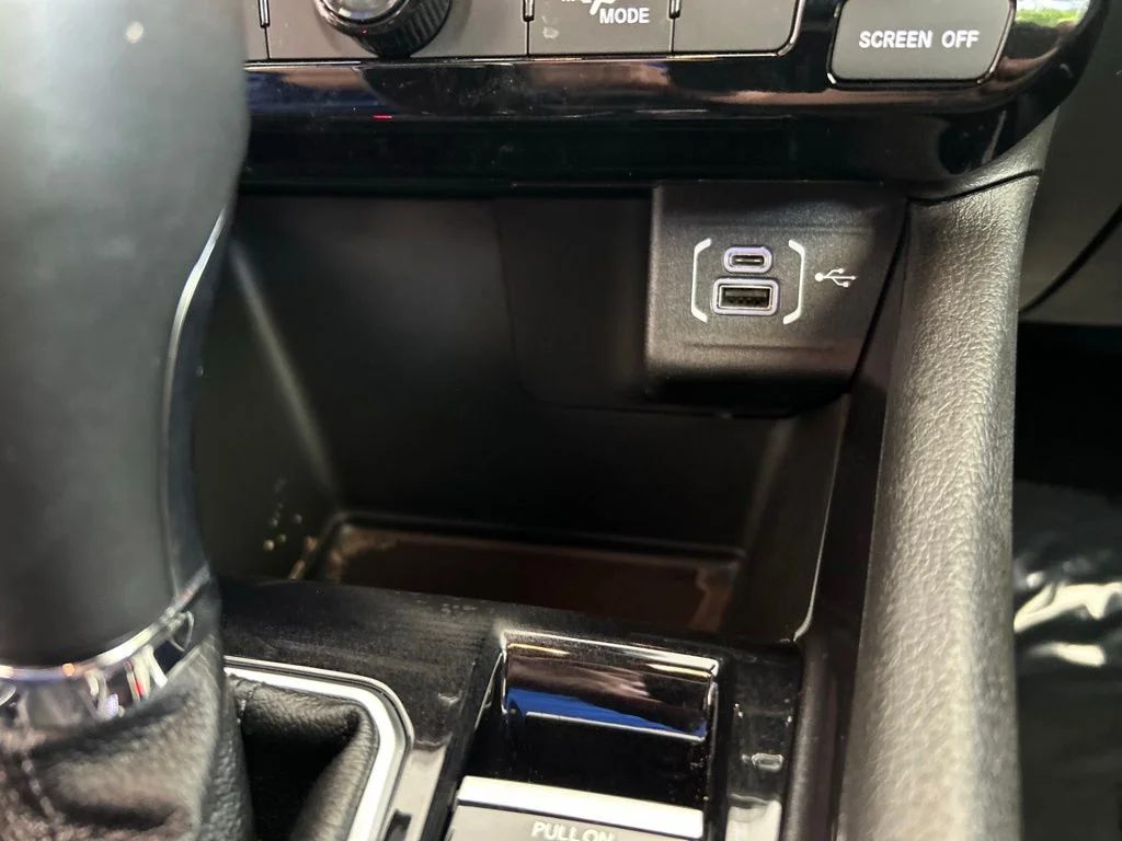 Used 2025 Blue Jeep Latitude image 47