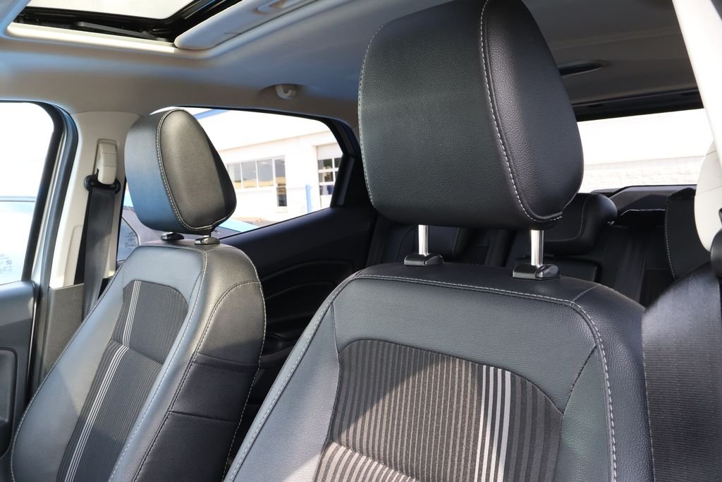 Used 2022 Silver Ford SES image 13