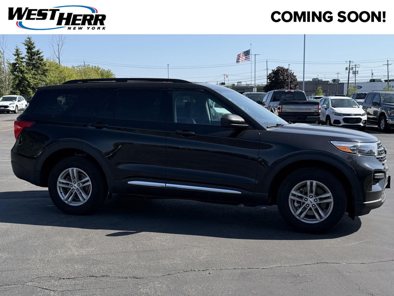 2024 Ford Explorer XLT 4WD's photo