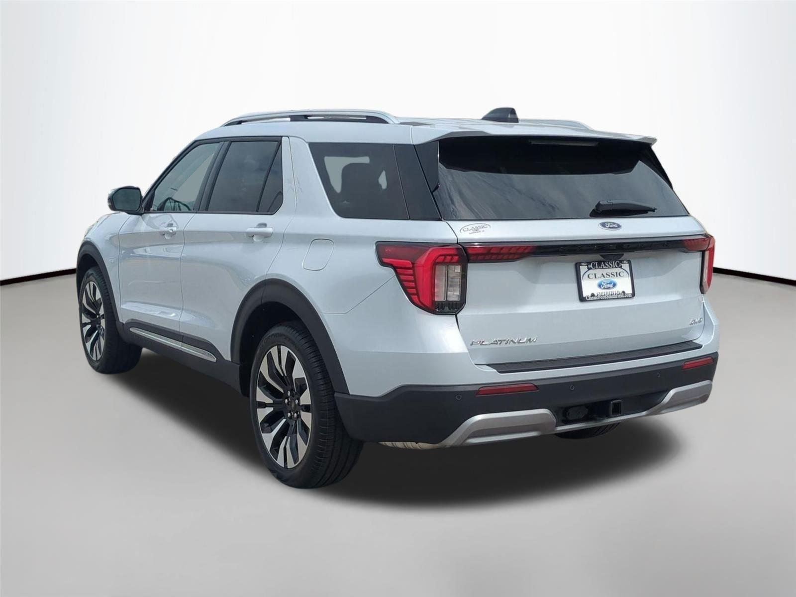 New 2026 Space White Metallic Ford Platinum™ image 3