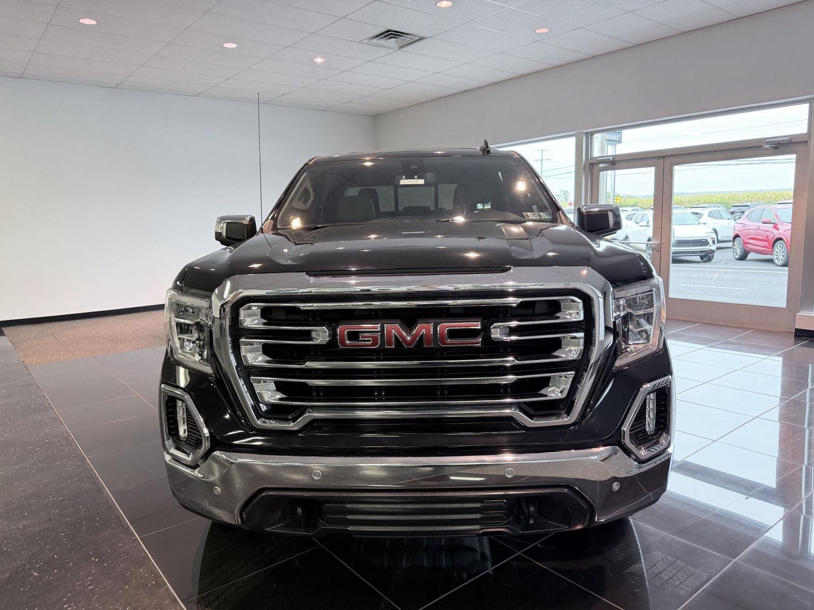 Used 2021 ONYX BLACK GMC SLT image 17