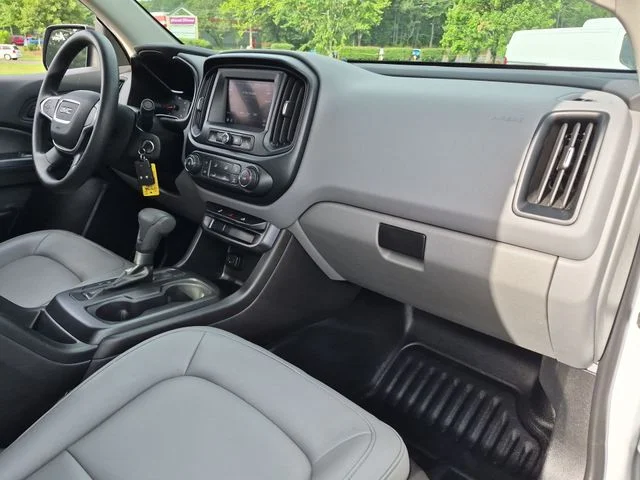 Used 2021 White GMC Elevation Standard image 35