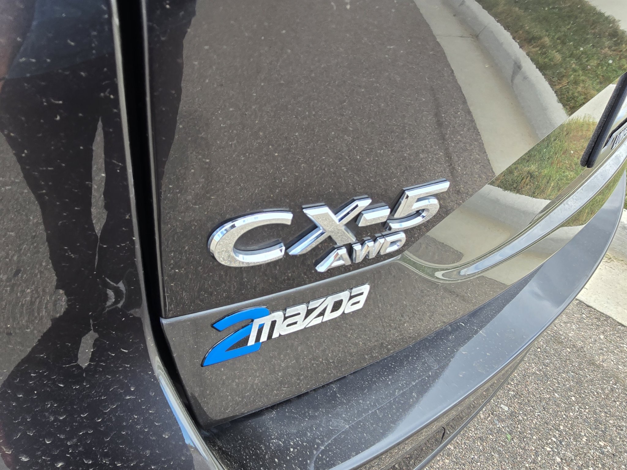 Used 2024 Machine Gray Metallic Mazda 2.5 S Premium Plus Package image 11