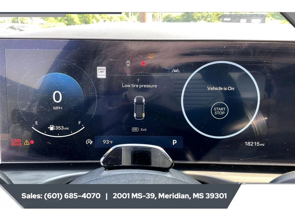 Used 2025 SERENITY WHITE PEARL Hyundai SEL Convenience image 14