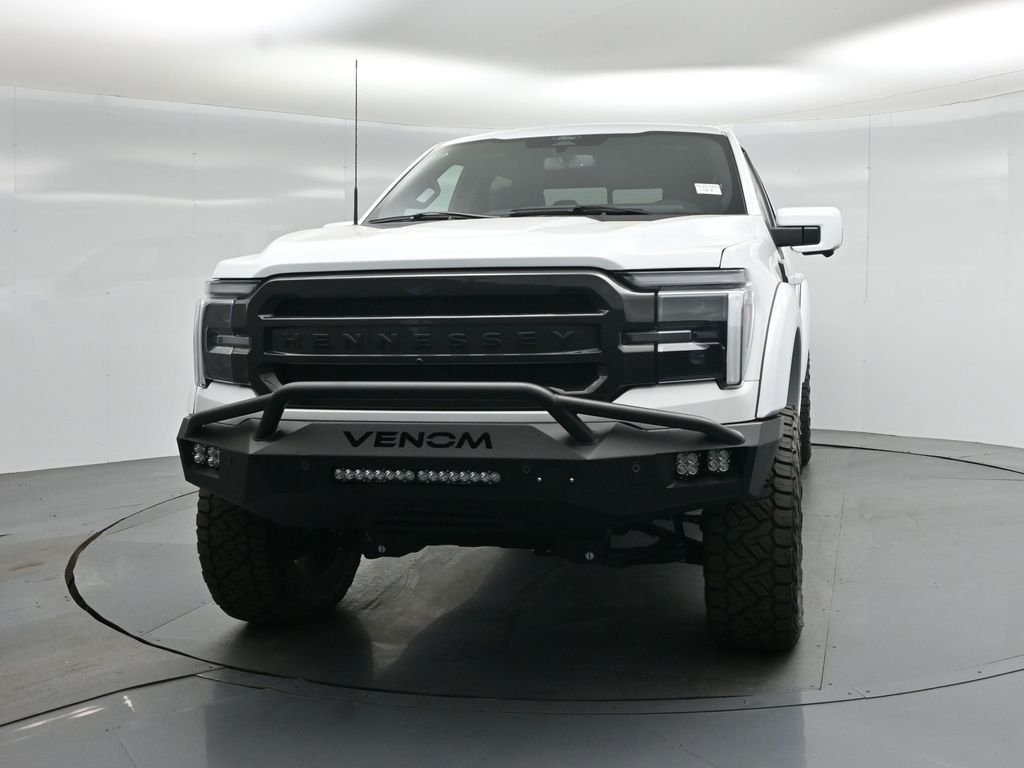 New 2025 Oxford White Ford Lariat image 57
