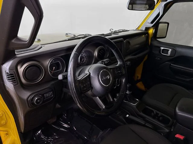 Used 2018 Yellow Jeep Unlimited Sport S image 9