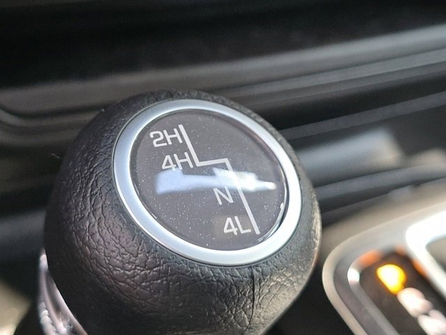 2025 Jeep Wrangler 4-Door Sport S - Photo 11