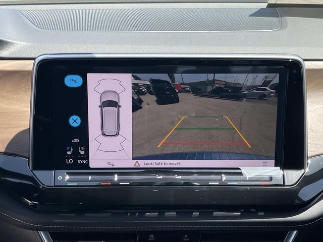 New 2026 White/off-white Volkswagen 2.0T SE w/Technology image 14