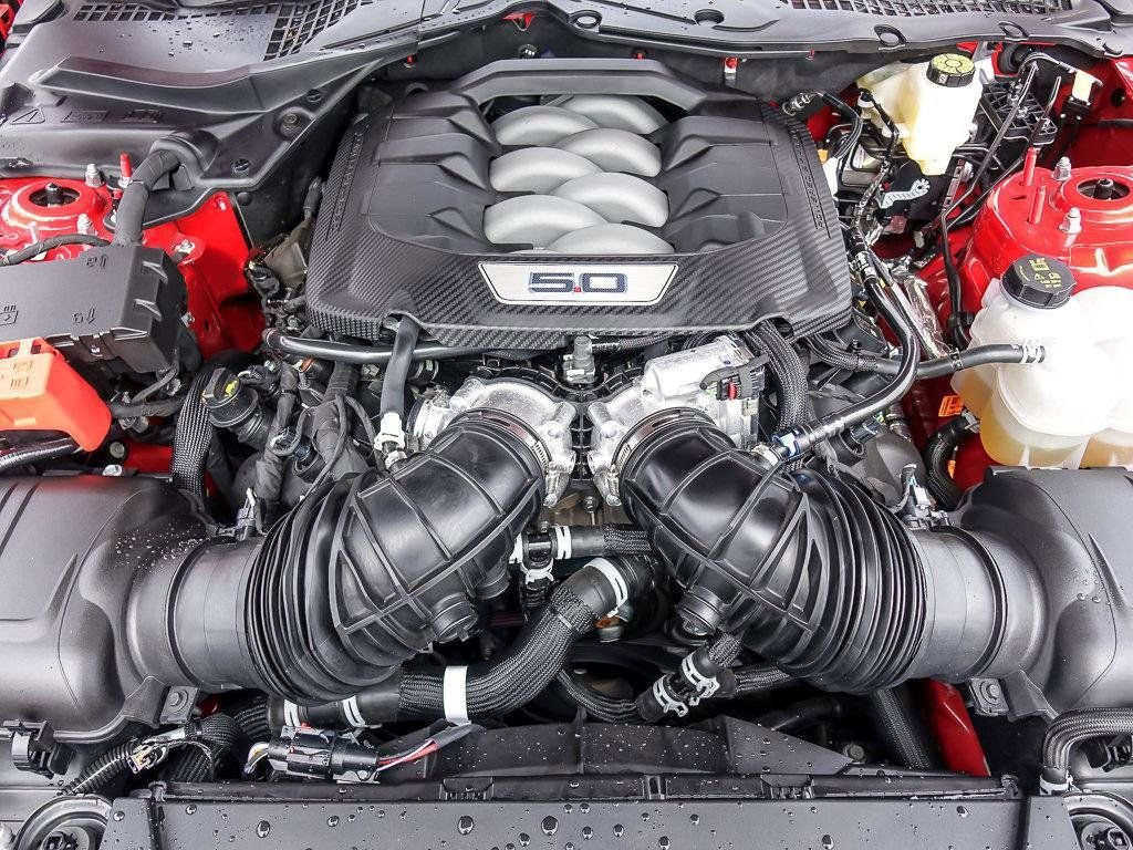 Used 2025 Red Ford  image 28