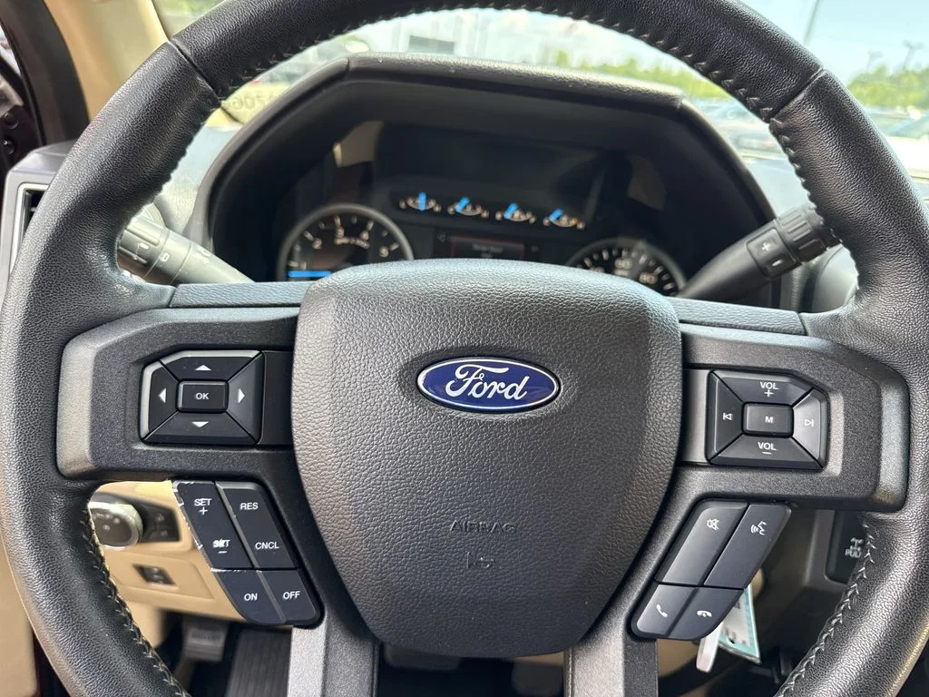 Used 2017 Red Ford XLT image 24