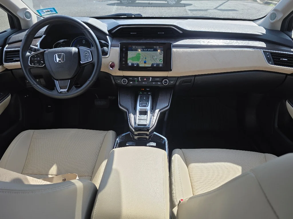 Used 2018 Honda Clarity Touring with VIN JHMZC5F31JC018017 for sale in Lakewood, NJ