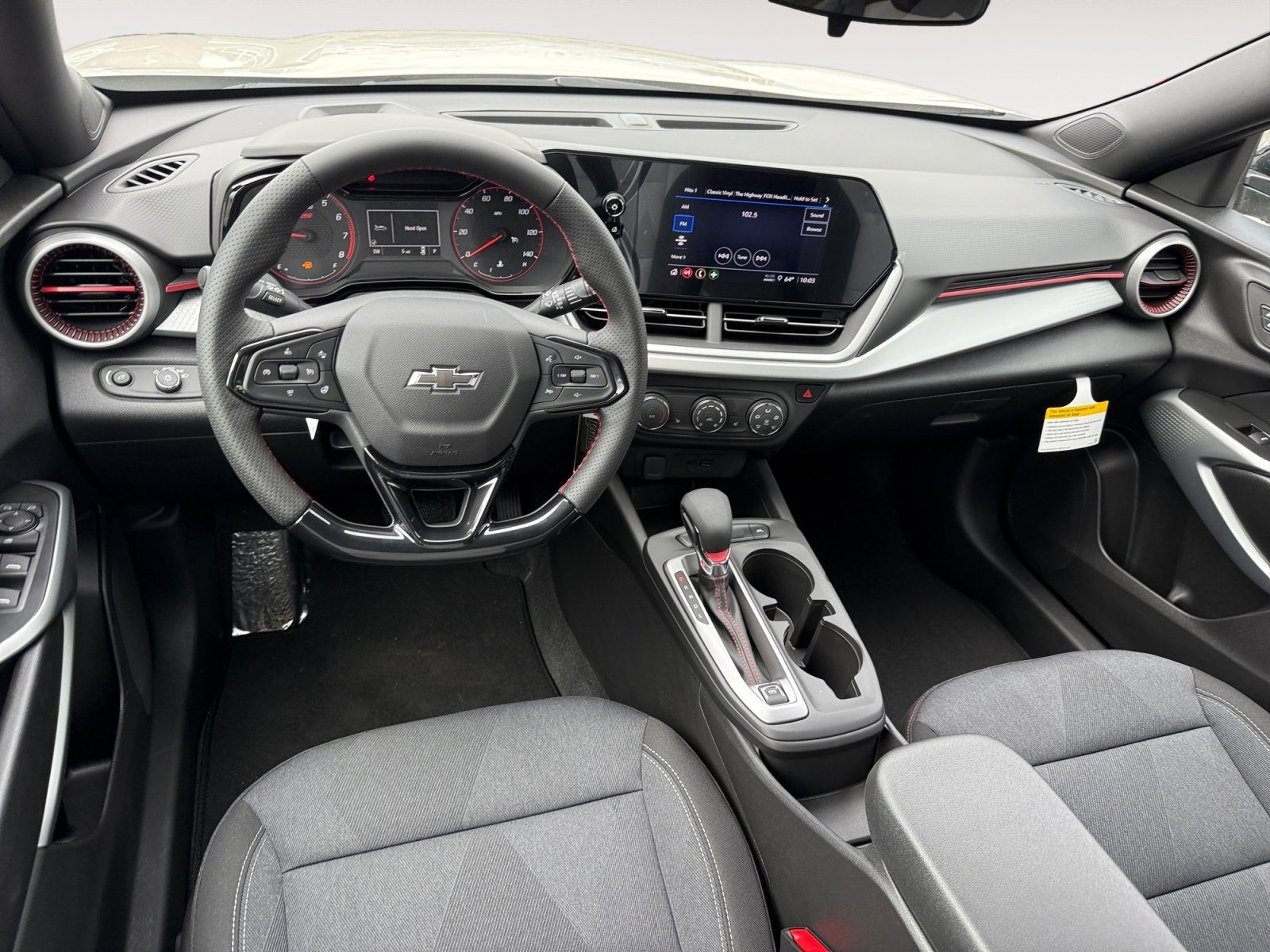 2026 Chevrolet Trax RS - Photo 15
