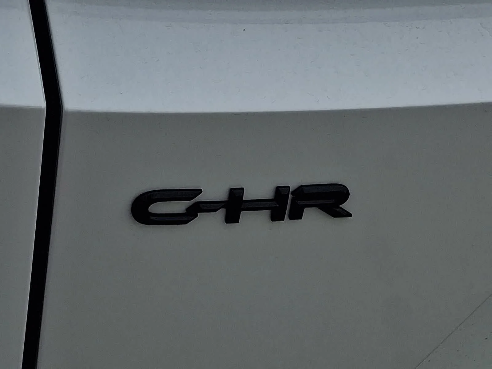 New 2026 Wind Chill Pearl <sup>1</sup> Toyota  SE image 21