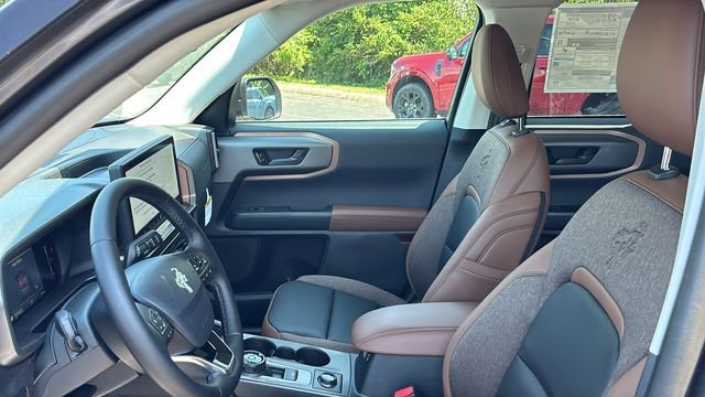 New 2026 Carbonized Gray Metallic Ford Outer Banks image 22