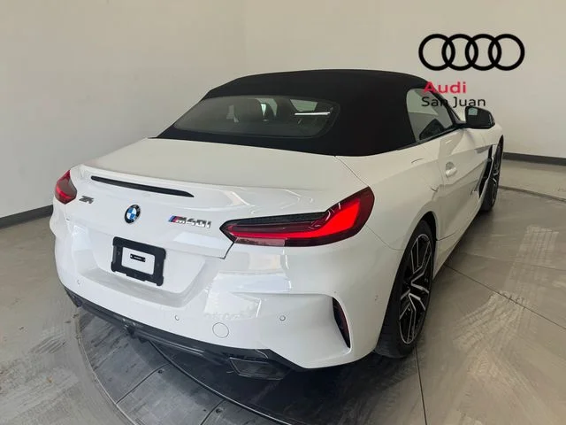 Used 2025 White BMW sDrive M40i image 35