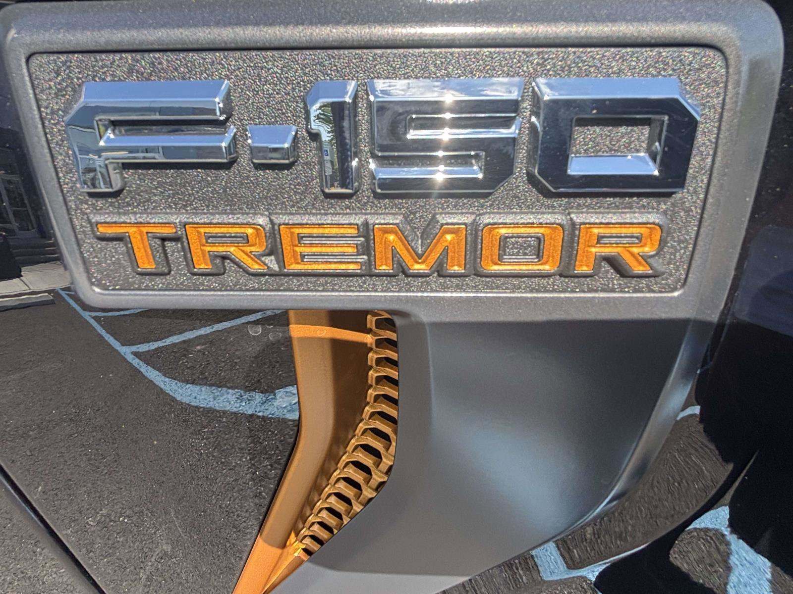New 2026 Agate Black Metallic Ford Tremor® image 15