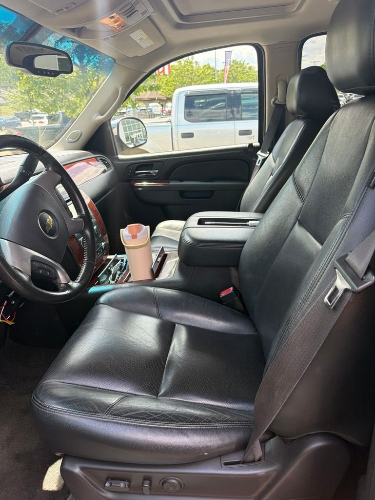 Used 2013 Black Chevrolet LTZ image 5