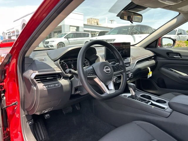 New 2026 Scarlet Nissan 2.5 SV image 24