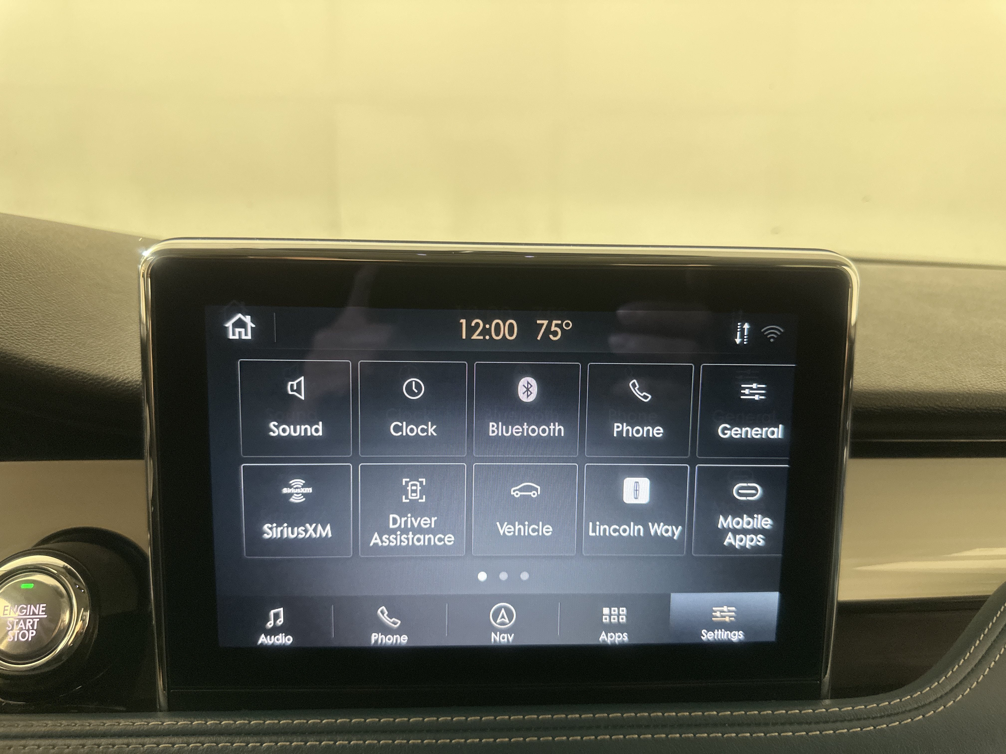 Used 2020 Blue Lincoln Reserve image 18