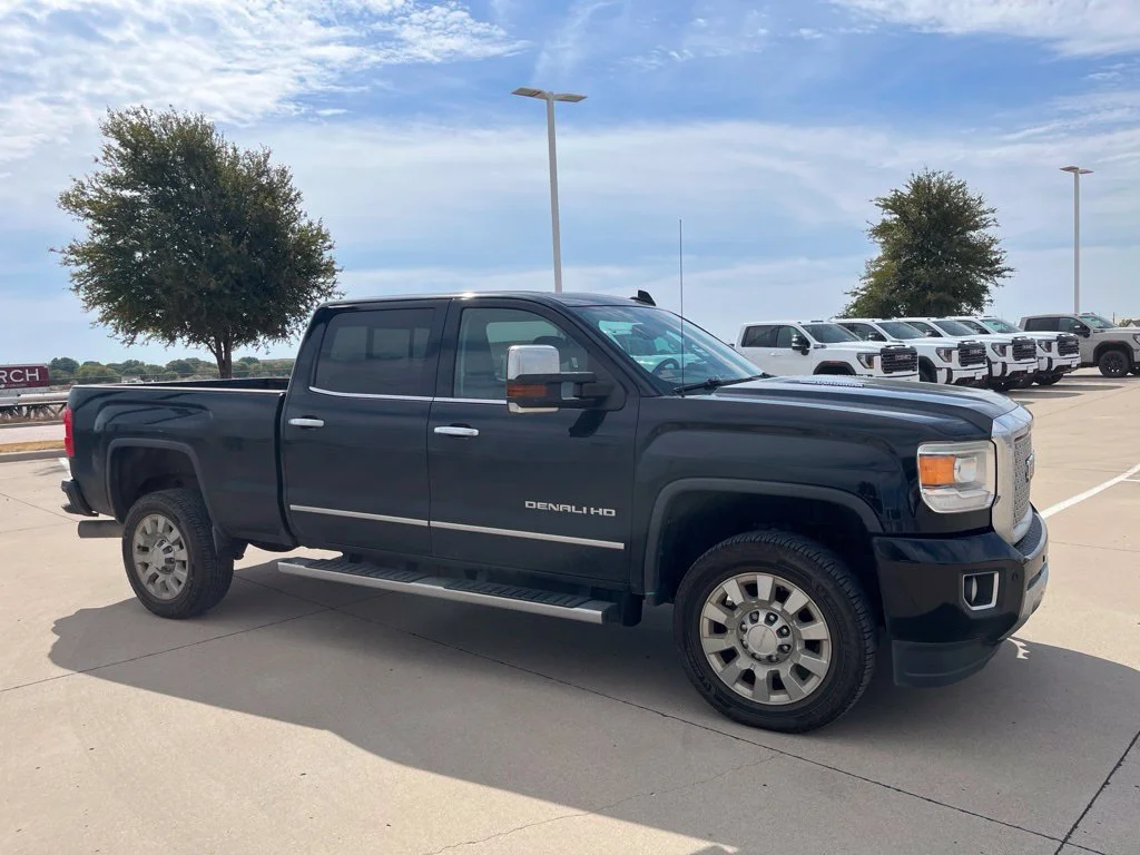 Used 2016 ONYX BLACK GMC Denali image 7