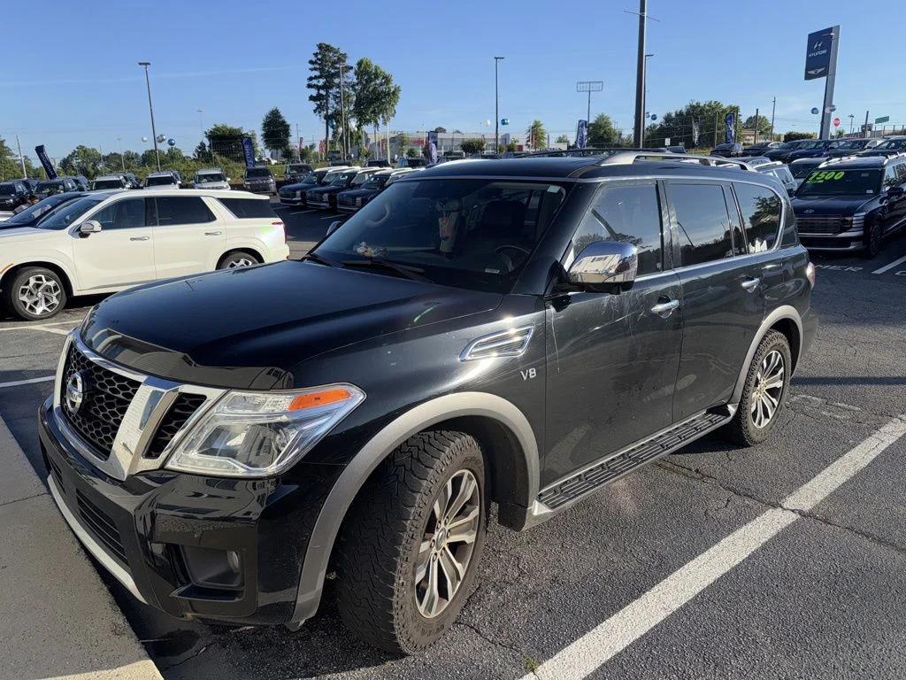 Used 2018 Black Nissan SL image 4