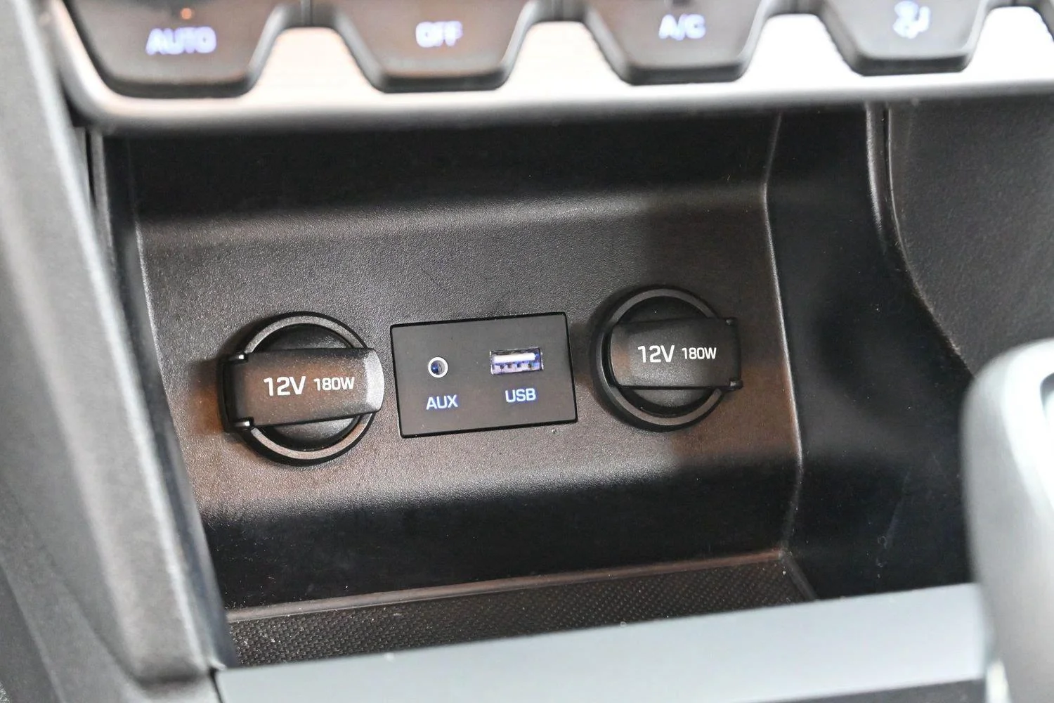 Used 2020 Symphony Silver Hyundai SEL image 23