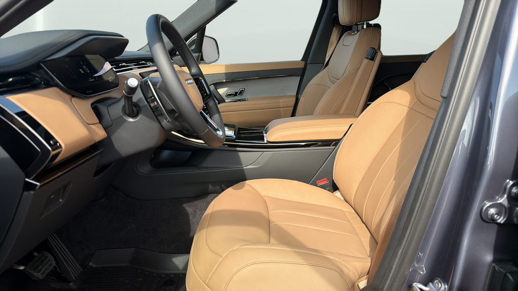 New 2026 Varesine Blue Land Rover SE image 18