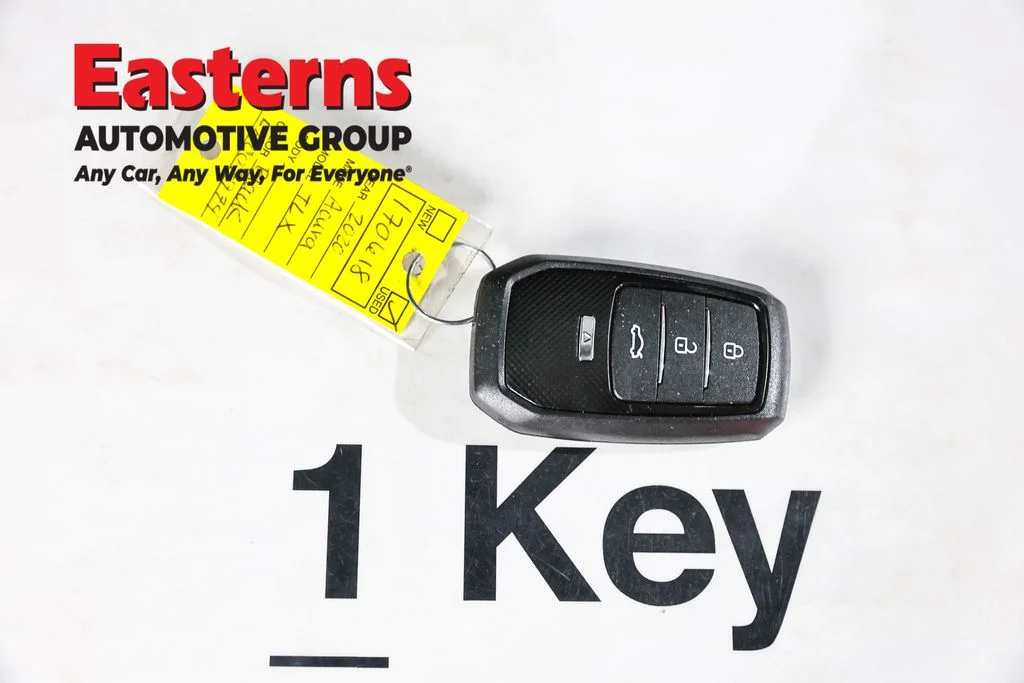 Used 2020 Black Acura 2.4L image 25