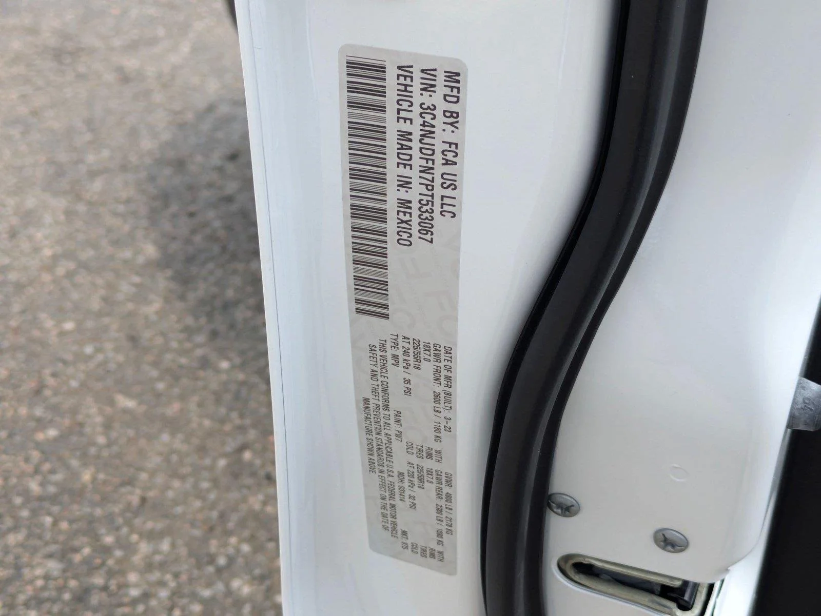 Used 2023 Bright White Clearcoat Jeep Latitude Lux image 36