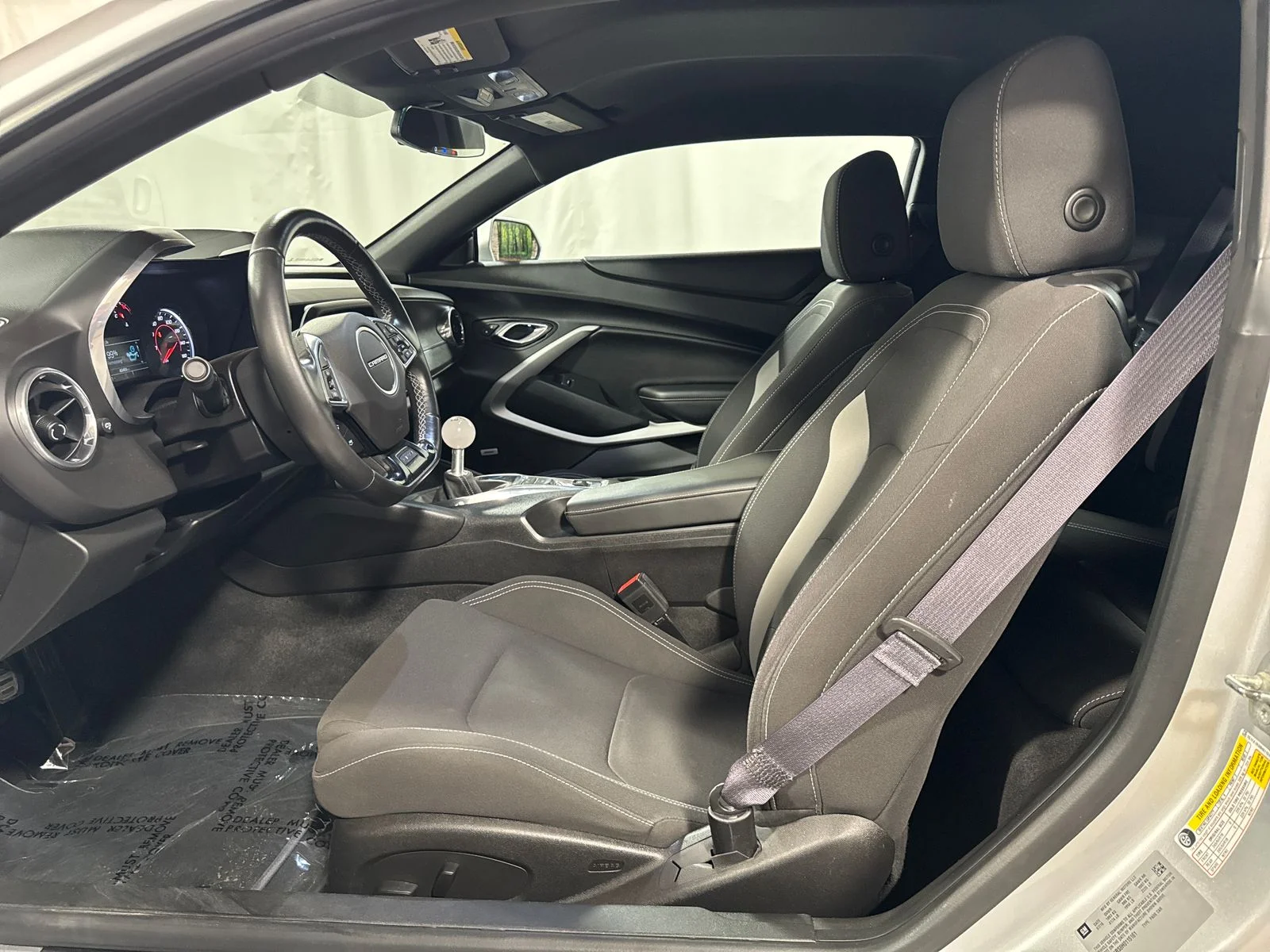 Used 2017 Silver Ice Metallic Chevrolet 1LT image 3