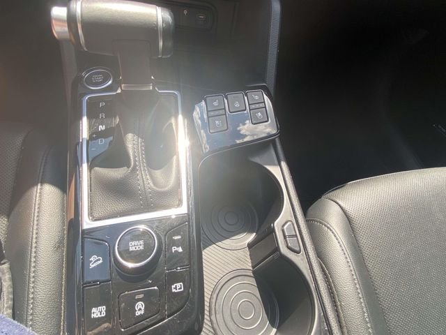 Used 2024 White Kia SX-Prestige image 27