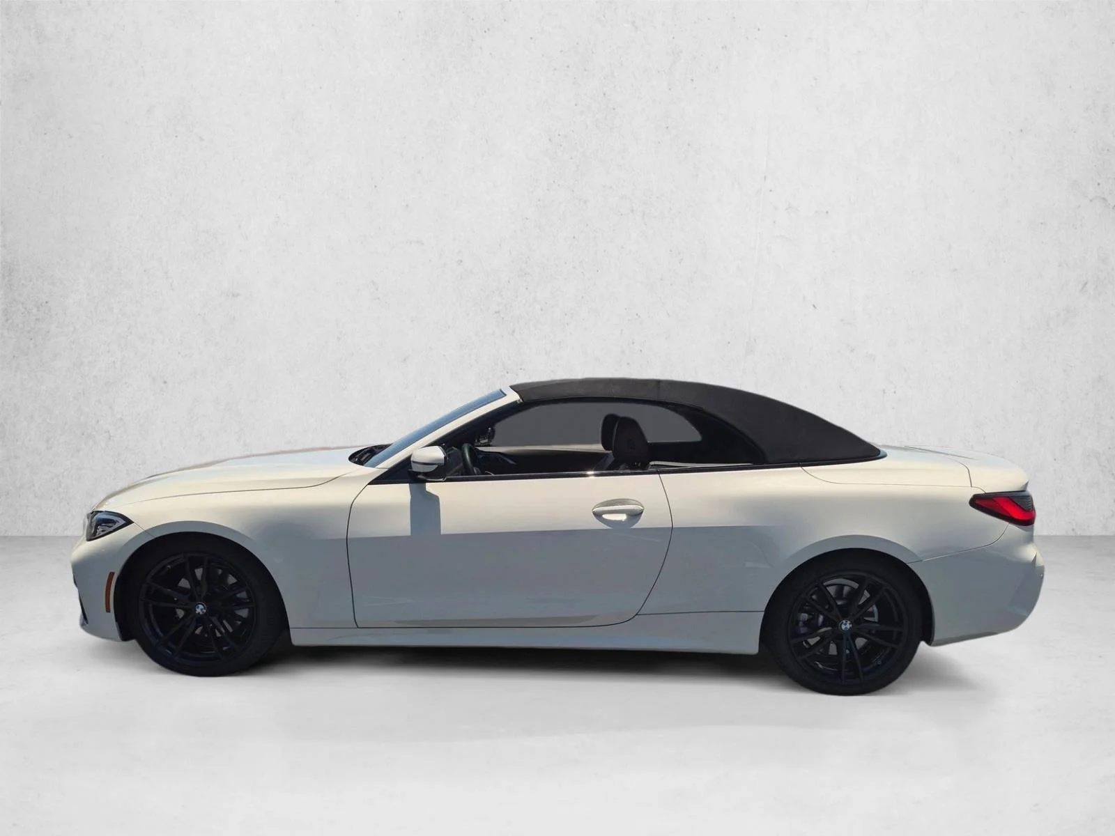 Used 2021 Alpine White BMW 430i image 8