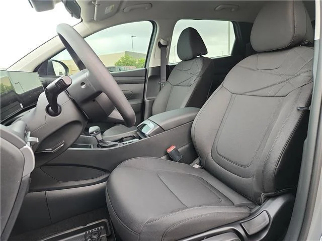 New 2026 Hampton Gray Hyundai SE image 10