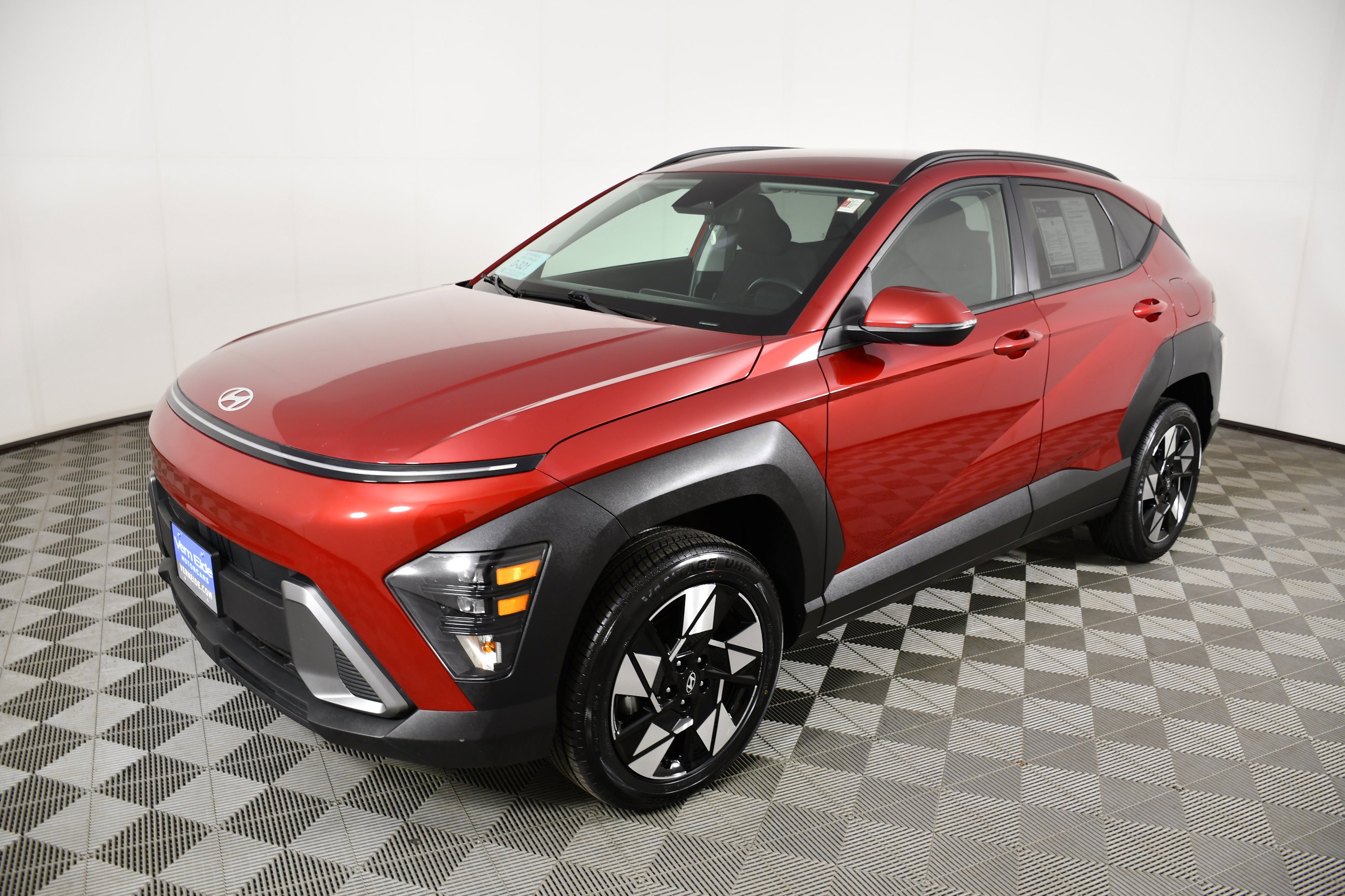 Used 2024 Ultimate Red Metallic Hyundai SEL image 10
