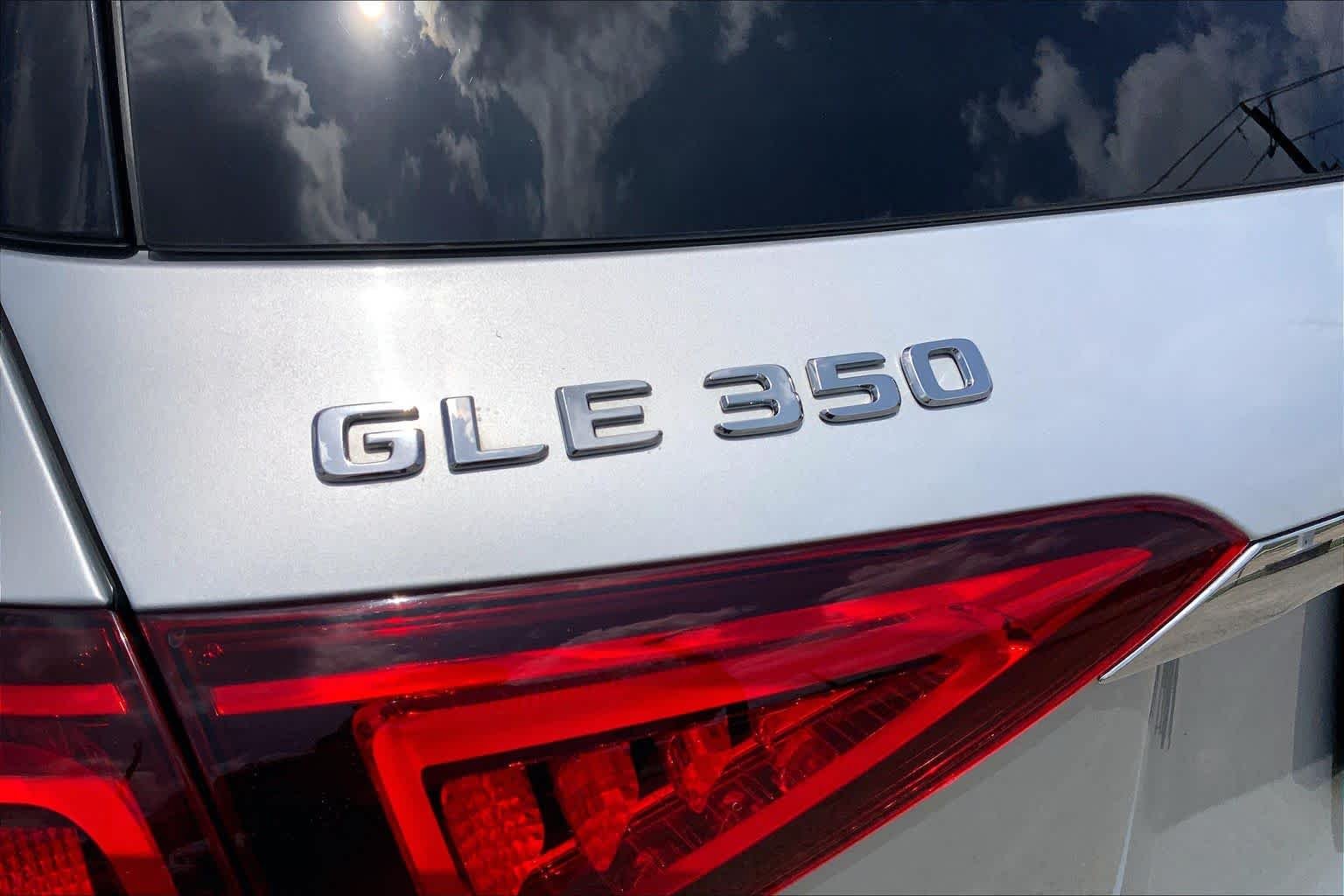 Used 2021 Iridium Silver Metallic Mercedes-Benz GLE 350 image 31