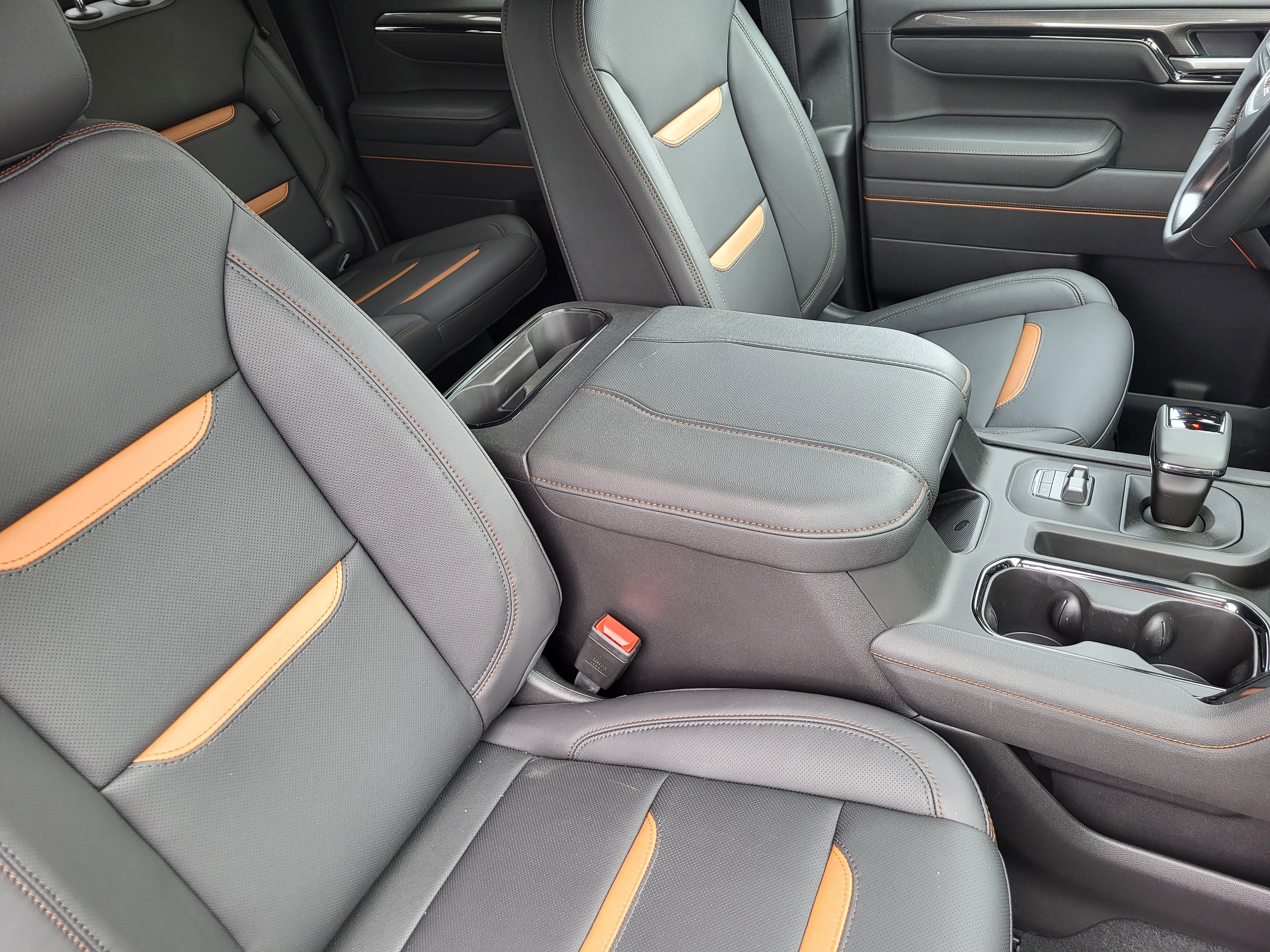 2026 GMC Sierra 1500 AT4 - Photo 12