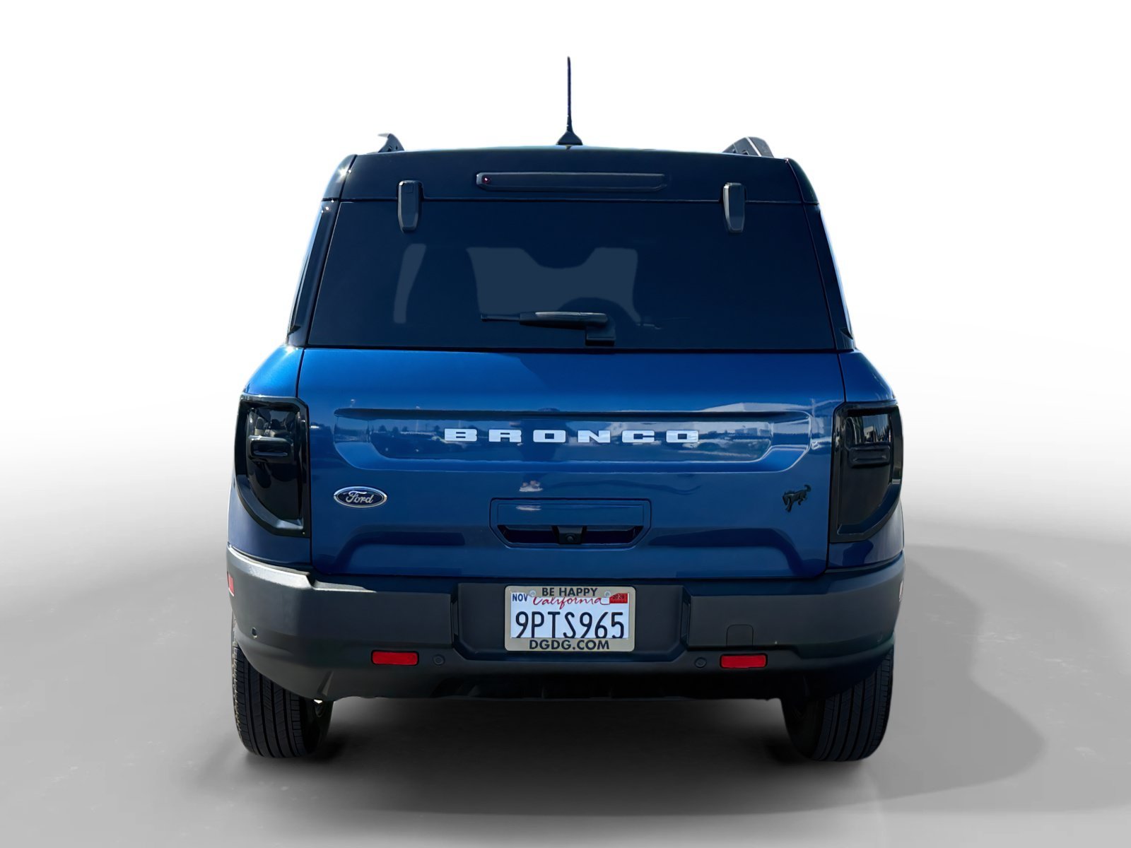 Used 2024 Blue Metallic Ford Outer Banks image 4