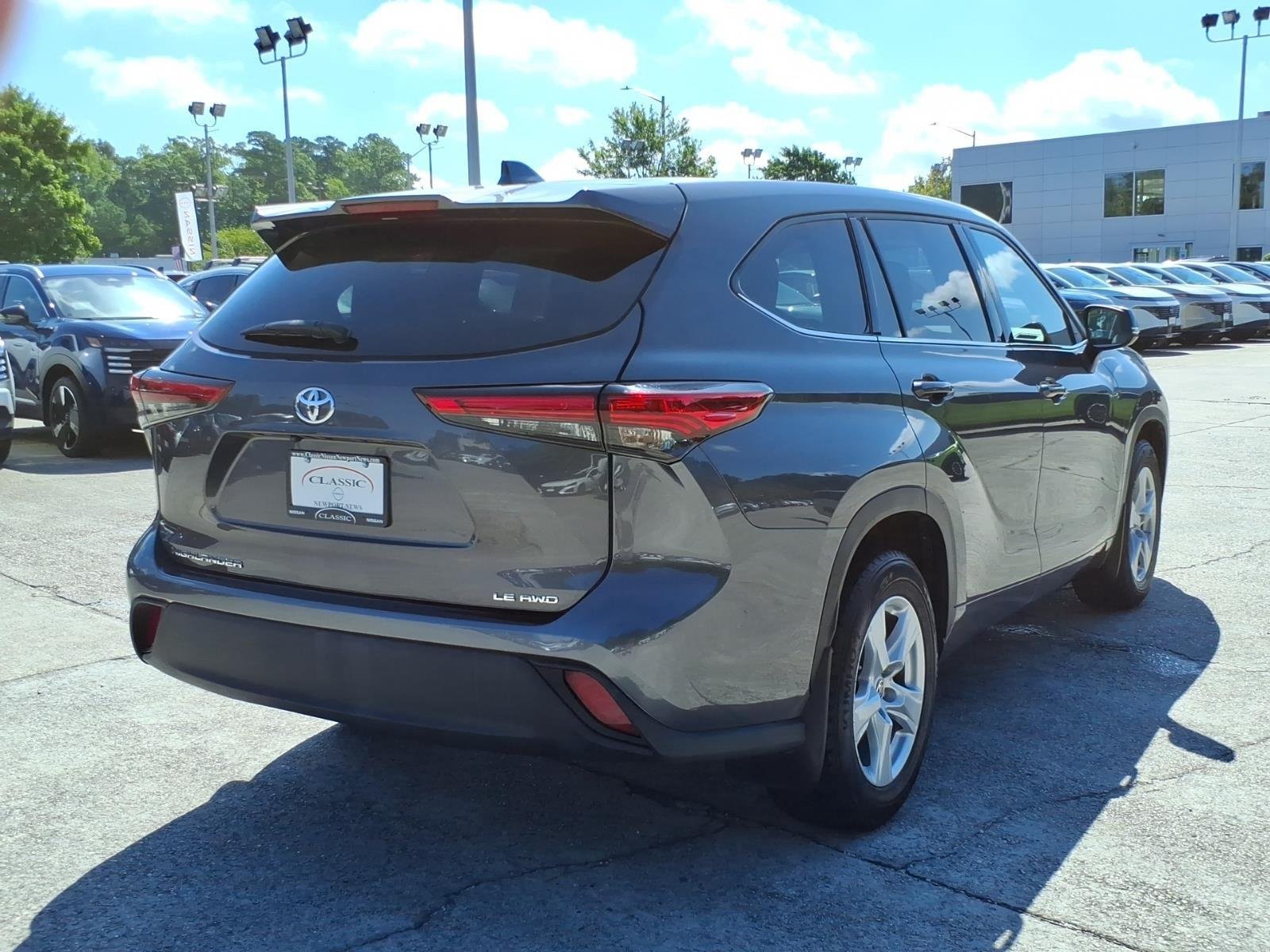 Used 2021 Magnetic Gray Metallic Toyota LE image 7
