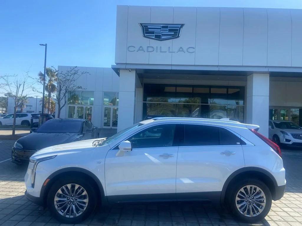 2025 Cadillac XT4 Premium Luxury's photo