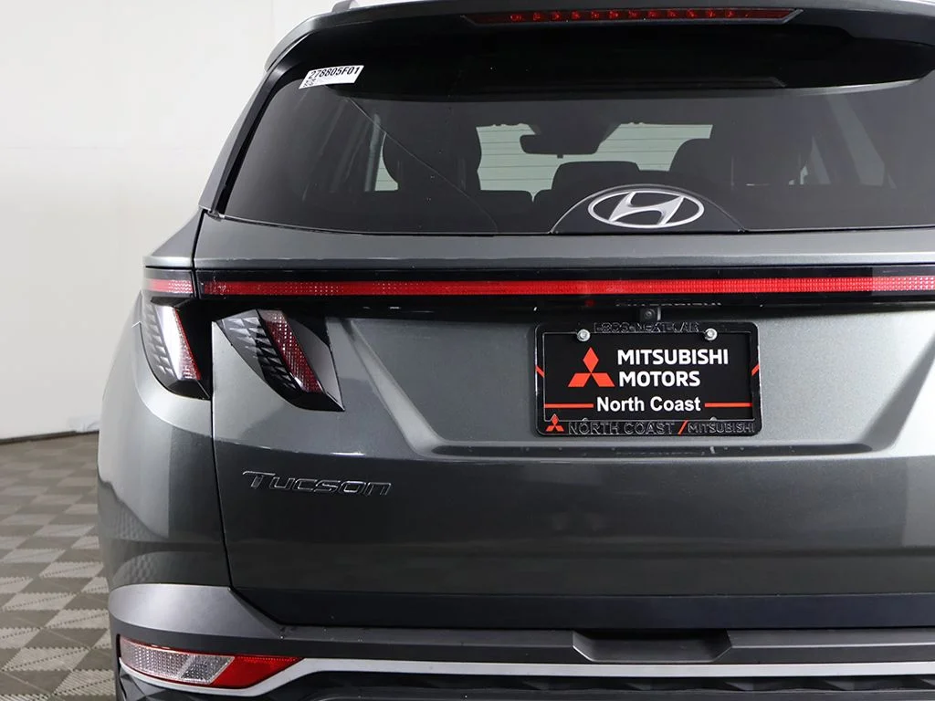Used 2023 Gray Hyundai SEL image 15